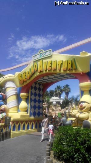 [P11] Intrarea în Sesamo Aventura, zona dedicată exclusiv copiilor » foto by cdiana
 - 
<span class="allrVoted glyphicon glyphicon-heart hidden" id="av533191"></span>
<a class="m-l-10 hidden" id="sv533191" onclick="voting_Foto_DelVot(,533191,9107)" role="button">șterge vot <span class="glyphicon glyphicon-remove"></span></a>
<a id="v9533191" class=" c-red"  onclick="voting_Foto_SetVot(533191)" role="button"><span class="glyphicon glyphicon-heart-empty"></span> <b>LIKE</b> = Votează poza</a> <img class="hidden"  id="f533191W9" src="/imagini/loader.gif" border="0" /><span class="AjErrMes hidden" id="e533191ErM"></span>