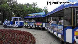 [P28] Trenuleţ ce venea din Salou la intrarea în parc, preţul unui bilet fiind de 3 euro de persoană » foto by cdiana
 - 
<span class="allrVoted glyphicon glyphicon-heart hidden" id="av533208"></span>
<a class="m-l-10 hidden" id="sv533208" onclick="voting_Foto_DelVot(,533208,9107)" role="button">șterge vot <span class="glyphicon glyphicon-remove"></span></a>
<a id="v9533208" class=" c-red"  onclick="voting_Foto_SetVot(533208)" role="button"><span class="glyphicon glyphicon-heart-empty"></span> <b>LIKE</b> = Votează poza</a> <img class="hidden"  id="f533208W9" src="/imagini/loader.gif" border="0" /><span class="AjErrMes hidden" id="e533208ErM"></span>