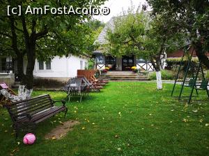[P04] Curtea și merii cei grozavi » foto by crismis
 - 
<span class="allrVoted glyphicon glyphicon-heart hidden" id="av1212465"></span>
<a class="m-l-10 hidden" id="sv1212465" onclick="voting_Foto_DelVot(,1212465,9112)" role="button">șterge vot <span class="glyphicon glyphicon-remove"></span></a>
<a id="v91212465" class=" c-red"  onclick="voting_Foto_SetVot(1212465)" role="button"><span class="glyphicon glyphicon-heart-empty"></span> <b>LIKE</b> = Votează poza</a> <img class="hidden"  id="f1212465W9" src="/imagini/loader.gif" border="0" /><span class="AjErrMes hidden" id="e1212465ErM"></span>