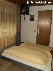 [P07] vedere intr-o camera cu 2 locuri » foto by TORA INGRID
 - 
<span class="allrVoted glyphicon glyphicon-heart hidden" id="av227893"></span>
<a class="m-l-10 hidden" id="sv227893" onclick="voting_Foto_DelVot(,227893,9122)" role="button">șterge vot <span class="glyphicon glyphicon-remove"></span></a>
<a id="v9227893" class=" c-red"  onclick="voting_Foto_SetVot(227893)" role="button"><span class="glyphicon glyphicon-heart-empty"></span> <b>LIKE</b> = Votează poza</a> <img class="hidden"  id="f227893W9" src="/imagini/loader.gif" border="0" /><span class="AjErrMes hidden" id="e227893ErM"></span>