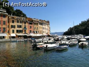 [P14] Portofino, frumosul golf, vedere spre stânga » foto by crismis
 - 
<span class="allrVoted glyphicon glyphicon-heart hidden" id="av935814"></span>
<a class="m-l-10 hidden" id="sv935814" onclick="voting_Foto_DelVot(,935814,9192)" role="button">șterge vot <span class="glyphicon glyphicon-remove"></span></a>
<a id="v9935814" class=" c-red"  onclick="voting_Foto_SetVot(935814)" role="button"><span class="glyphicon glyphicon-heart-empty"></span> <b>LIKE</b> = Votează poza</a> <img class="hidden"  id="f935814W9" src="/imagini/loader.gif" border="0" /><span class="AjErrMes hidden" id="e935814ErM"></span>