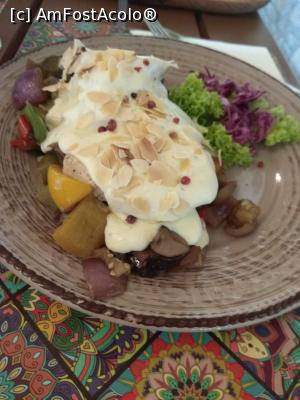 [P04] Pieptul de curcan se, hodinește” sub migdale...  » foto by CATAAS
 - 
<span class="allrVoted glyphicon glyphicon-heart hidden" id="av1001355"></span>
<a class="m-l-10 hidden" id="sv1001355" onclick="voting_Foto_DelVot(,1001355,9207)" role="button">șterge vot <span class="glyphicon glyphicon-remove"></span></a>
<a id="v91001355" class=" c-red"  onclick="voting_Foto_SetVot(1001355)" role="button"><span class="glyphicon glyphicon-heart-empty"></span> <b>LIKE</b> = Votează poza</a> <img class="hidden"  id="f1001355W9" src="/imagini/loader.gif" border="0" /><span class="AjErrMes hidden" id="e1001355ErM"></span>