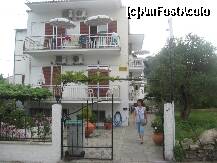 [P01] Vila Philipos din Thassos city » foto by dorgo
 - 
<span class="allrVoted glyphicon glyphicon-heart hidden" id="av214335"></span>
<a class="m-l-10 hidden" id="sv214335" onclick="voting_Foto_DelVot(,214335,9219)" role="button">șterge vot <span class="glyphicon glyphicon-remove"></span></a>
<a id="v9214335" class=" c-red"  onclick="voting_Foto_SetVot(214335)" role="button"><span class="glyphicon glyphicon-heart-empty"></span> <b>LIKE</b> = Votează poza</a> <img class="hidden"  id="f214335W9" src="/imagini/loader.gif" border="0" /><span class="AjErrMes hidden" id="e214335ErM"></span>