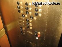 [P10] Interior lift - si aici lipseste etajul 13 :) » foto by cintus
 - 
<span class="allrVoted glyphicon glyphicon-heart hidden" id="av215790"></span>
<a class="m-l-10 hidden" id="sv215790" onclick="voting_Foto_DelVot(,215790,9240)" role="button">șterge vot <span class="glyphicon glyphicon-remove"></span></a>
<a id="v9215790" class=" c-red"  onclick="voting_Foto_SetVot(215790)" role="button"><span class="glyphicon glyphicon-heart-empty"></span> <b>LIKE</b> = Votează poza</a> <img class="hidden"  id="f215790W9" src="/imagini/loader.gif" border="0" /><span class="AjErrMes hidden" id="e215790ErM"></span>