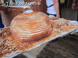 [P19] Imensul tort de inghetata cu ciocolata, vanilie si capsune- pentru toti turistii » foto by bica adriana
 - 
<span class="allrVoted glyphicon glyphicon-heart hidden" id="av862633"></span>
<a class="m-l-10 hidden" id="sv862633" onclick="voting_Foto_DelVot(,862633,9244)" role="button">șterge vot <span class="glyphicon glyphicon-remove"></span></a>
<a id="v9862633" class=" c-red"  onclick="voting_Foto_SetVot(862633)" role="button"><span class="glyphicon glyphicon-heart-empty"></span> <b>LIKE</b> = Votează poza</a> <img class="hidden"  id="f862633W9" src="/imagini/loader.gif" border="0" /><span class="AjErrMes hidden" id="e862633ErM"></span>