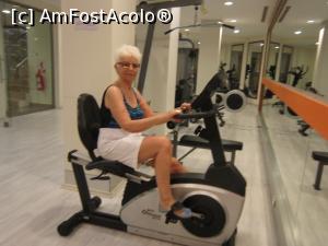 [P25] Dupa atatea baclavale, torturi si rahat nu strica putina miscare » foto by bica adriana
 - 
<span class="allrVoted glyphicon glyphicon-heart hidden" id="av862649"></span>
<a class="m-l-10 hidden" id="sv862649" onclick="voting_Foto_DelVot(,862649,9244)" role="button">șterge vot <span class="glyphicon glyphicon-remove"></span></a>
<a id="v9862649" class=" c-red"  onclick="voting_Foto_SetVot(862649)" role="button"><span class="glyphicon glyphicon-heart-empty"></span> <b>LIKE</b> = Votează poza</a> <img class="hidden"  id="f862649W9" src="/imagini/loader.gif" border="0" /><span class="AjErrMes hidden" id="e862649ErM"></span>