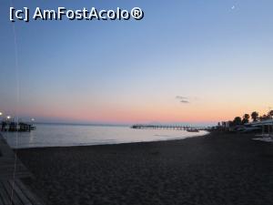 [P23] dupa o cina copioasa, o ultima plimbare pe malul Mediteranei » foto by bica adriana
 - 
<span class="allrVoted glyphicon glyphicon-heart hidden" id="av867913"></span>
<a class="m-l-10 hidden" id="sv867913" onclick="voting_Foto_DelVot(,867913,9244)" role="button">șterge vot <span class="glyphicon glyphicon-remove"></span></a>
<a id="v9867913" class=" c-red"  onclick="voting_Foto_SetVot(867913)" role="button"><span class="glyphicon glyphicon-heart-empty"></span> <b>LIKE</b> = Votează poza</a> <img class="hidden"  id="f867913W9" src="/imagini/loader.gif" border="0" /><span class="AjErrMes hidden" id="e867913ErM"></span>