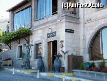 [P02] receptia si deasupra restaurantul unde am servit micul dejun. Accesul spre camere se face de pe diverse 'stradute' care tin loc de 'hol' :) » foto by C.Todi
 - 
<span class="allrVoted glyphicon glyphicon-heart hidden" id="av216406"></span>
<a class="m-l-10 hidden" id="sv216406" onclick="voting_Foto_DelVot(,216406,9264)" role="button">șterge vot <span class="glyphicon glyphicon-remove"></span></a>
<a id="v9216406" class=" c-red"  onclick="voting_Foto_SetVot(216406)" role="button"><span class="glyphicon glyphicon-heart-empty"></span> <b>LIKE</b> = Votează poza</a> <img class="hidden"  id="f216406W9" src="/imagini/loader.gif" border="0" /><span class="AjErrMes hidden" id="e216406ErM"></span>