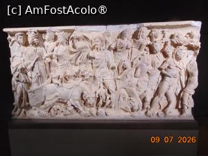 [P12] Lugdunum muzeul, sarcofagul decorat cu cortegiul triumfal al lui Bacchus-Dionysos » foto by Yolanda
 - 
<span class="allrVoted glyphicon glyphicon-heart hidden" id="av1542505"></span>
<a class="m-l-10 hidden" id="sv1542505" onclick="voting_Foto_DelVot(,1542505,9297)" role="button">șterge vot <span class="glyphicon glyphicon-remove"></span></a>
<a id="v91542505" class=" c-red"  onclick="voting_Foto_SetVot(1542505)" role="button"><span class="glyphicon glyphicon-heart-empty"></span> <b>LIKE</b> = Votează poza</a> <img class="hidden"  id="f1542505W9" src="/imagini/loader.gif" border="0" /><span class="AjErrMes hidden" id="e1542505ErM"></span>