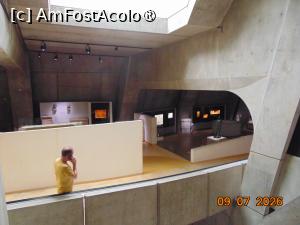 [P31] muzeul Lugdunum, interior sofisticat » foto by Yolanda
 - 
<span class="allrVoted glyphicon glyphicon-heart hidden" id="av1542524"></span>
<a class="m-l-10 hidden" id="sv1542524" onclick="voting_Foto_DelVot(,1542524,9297)" role="button">șterge vot <span class="glyphicon glyphicon-remove"></span></a>
<a id="v91542524" class=" c-red"  onclick="voting_Foto_SetVot(1542524)" role="button"><span class="glyphicon glyphicon-heart-empty"></span> <b>LIKE</b> = Votează poza</a> <img class="hidden"  id="f1542524W9" src="/imagini/loader.gif" border="0" /><span class="AjErrMes hidden" id="e1542524ErM"></span>