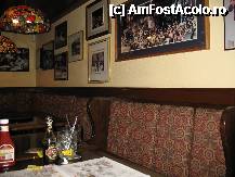 [P04] Interiorul barului - la demisol, masa alaturata » foto by cintus
 - 
<span class="allrVoted glyphicon glyphicon-heart hidden" id="av219160"></span>
<a class="m-l-10 hidden" id="sv219160" onclick="voting_Foto_DelVot(,219160,9314)" role="button">șterge vot <span class="glyphicon glyphicon-remove"></span></a>
<a id="v9219160" class=" c-red"  onclick="voting_Foto_SetVot(219160)" role="button"><span class="glyphicon glyphicon-heart-empty"></span> <b>LIKE</b> = Votează poza</a> <img class="hidden"  id="f219160W9" src="/imagini/loader.gif" border="0" /><span class="AjErrMes hidden" id="e219160ErM"></span>