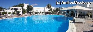 [P18] Piscina hotelului » foto by LeaveYou
 - 
<span class="allrVoted glyphicon glyphicon-heart hidden" id="av527494"></span>
<a class="m-l-10 hidden" id="sv527494" onclick="voting_Foto_DelVot(,527494,9344)" role="button">șterge vot <span class="glyphicon glyphicon-remove"></span></a>
<a id="v9527494" class=" c-red"  onclick="voting_Foto_SetVot(527494)" role="button"><span class="glyphicon glyphicon-heart-empty"></span> <b>LIKE</b> = Votează poza</a> <img class="hidden"  id="f527494W9" src="/imagini/loader.gif" border="0" /><span class="AjErrMes hidden" id="e527494ErM"></span>