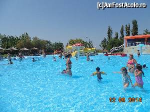 [P07] partea stanga a piscinei de copii » foto by Denisa13
 - 
<span class="allrVoted glyphicon glyphicon-heart hidden" id="av597042"></span>
<a class="m-l-10 hidden" id="sv597042" onclick="voting_Foto_DelVot(,597042,9369)" role="button">șterge vot <span class="glyphicon glyphicon-remove"></span></a>
<a id="v9597042" class=" c-red"  onclick="voting_Foto_SetVot(597042)" role="button"><span class="glyphicon glyphicon-heart-empty"></span> <b>LIKE</b> = Votează poza</a> <img class="hidden"  id="f597042W9" src="/imagini/loader.gif" border="0" /><span class="AjErrMes hidden" id="e597042ErM"></span>