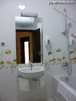 [P03] Imagine din baie » foto by bubusa
 - 
<span class="allrVoted glyphicon glyphicon-heart hidden" id="av353449"></span>
<a class="m-l-10 hidden" id="sv353449" onclick="voting_Foto_DelVot(,353449,9375)" role="button">șterge vot <span class="glyphicon glyphicon-remove"></span></a>
<a id="v9353449" class=" c-red"  onclick="voting_Foto_SetVot(353449)" role="button"><span class="glyphicon glyphicon-heart-empty"></span> <b>LIKE</b> = Votează poza</a> <img class="hidden"  id="f353449W9" src="/imagini/loader.gif" border="0" /><span class="AjErrMes hidden" id="e353449ErM"></span>