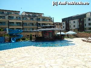 [P04] minunata piscina » foto by biancul
 - 
<span class="allrVoted glyphicon glyphicon-heart hidden" id="av353032"></span>
<a class="m-l-10 hidden" id="sv353032" onclick="voting_Foto_DelVot(,353032,9375)" role="button">șterge vot <span class="glyphicon glyphicon-remove"></span></a>
<a id="v9353032" class=" c-red"  onclick="voting_Foto_SetVot(353032)" role="button"><span class="glyphicon glyphicon-heart-empty"></span> <b>LIKE</b> = Votează poza</a> <img class="hidden"  id="f353032W9" src="/imagini/loader.gif" border="0" /><span class="AjErrMes hidden" id="e353032ErM"></span>
