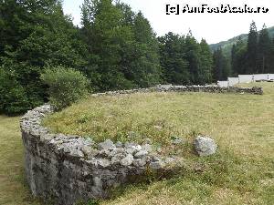 [P36] Locul din curtea mănăstirii al fostei fabrici de cherestea » foto by irinad
 - 
<span class="allrVoted glyphicon glyphicon-heart hidden" id="av654133"></span>
<a class="m-l-10 hidden" id="sv654133" onclick="voting_Foto_DelVot(,654133,9386)" role="button">șterge vot <span class="glyphicon glyphicon-remove"></span></a>
<a id="v9654133" class=" c-red"  onclick="voting_Foto_SetVot(654133)" role="button"><span class="glyphicon glyphicon-heart-empty"></span> <b>LIKE</b> = Votează poza</a> <img class="hidden"  id="f654133W9" src="/imagini/loader.gif" border="0" /><span class="AjErrMes hidden" id="e654133ErM"></span>