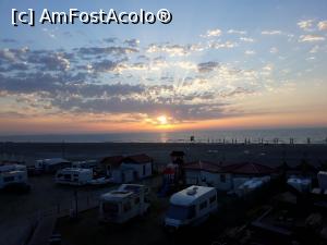 [P01] Rasarit de soare de pe terasa Motelului....Răsărit ce nu va mai fi vizibil.... » foto by LaMunte
 - 
<span class="allrVoted glyphicon glyphicon-heart hidden" id="av1241068"></span>
<a class="m-l-10 hidden" id="sv1241068" onclick="voting_Foto_DelVot(,1241068,9434)" role="button">șterge vot <span class="glyphicon glyphicon-remove"></span></a>
<a id="v91241068" class=" c-red"  onclick="voting_Foto_SetVot(1241068)" role="button"><span class="glyphicon glyphicon-heart-empty"></span> <b>LIKE</b> = Votează poza</a> <img class="hidden"  id="f1241068W9" src="/imagini/loader.gif" border="0" /><span class="AjErrMes hidden" id="e1241068ErM"></span>