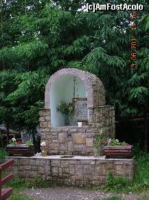 [P21] Biserica Sfîntul Ilie Neguleşti - în curte, apă curentă » foto by Qvadratvus
 - 
<span class="allrVoted glyphicon glyphicon-heart hidden" id="av209596"></span>
<a class="m-l-10 hidden" id="sv209596" onclick="voting_Foto_DelVot(,209596,9454)" role="button">șterge vot <span class="glyphicon glyphicon-remove"></span></a>
<a id="v9209596" class=" c-red"  onclick="voting_Foto_SetVot(209596)" role="button"><span class="glyphicon glyphicon-heart-empty"></span> <b>LIKE</b> = Votează poza</a> <img class="hidden"  id="f209596W9" src="/imagini/loader.gif" border="0" /><span class="AjErrMes hidden" id="e209596ErM"></span>