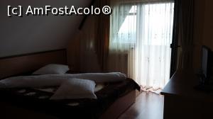 [P04] Camera » foto by 1234 Dana
 - 
<span class="allrVoted glyphicon glyphicon-heart hidden" id="av808724"></span>
<a class="m-l-10 hidden" id="sv808724" onclick="voting_Foto_DelVot(,808724,9456)" role="button">șterge vot <span class="glyphicon glyphicon-remove"></span></a>
<a id="v9808724" class=" c-red"  onclick="voting_Foto_SetVot(808724)" role="button"><span class="glyphicon glyphicon-heart-empty"></span> <b>LIKE</b> = Votează poza</a> <img class="hidden"  id="f808724W9" src="/imagini/loader.gif" border="0" /><span class="AjErrMes hidden" id="e808724ErM"></span>