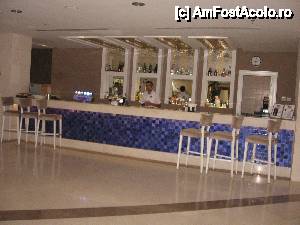 [P03] lobby bar » foto by cornelstan
 - 
<span class="allrVoted glyphicon glyphicon-heart hidden" id="av446230"></span>
<a class="m-l-10 hidden" id="sv446230" onclick="voting_Foto_DelVot(,446230,9582)" role="button">șterge vot <span class="glyphicon glyphicon-remove"></span></a>
<a id="v9446230" class=" c-red"  onclick="voting_Foto_SetVot(446230)" role="button"><span class="glyphicon glyphicon-heart-empty"></span> <b>LIKE</b> = Votează poza</a> <img class="hidden"  id="f446230W9" src="/imagini/loader.gif" border="0" /><span class="AjErrMes hidden" id="e446230ErM"></span>