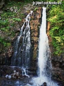 [P11] Cascada Urlatoarea, asa cum arata atunci cand am vazut-o pentru prima data (fotografie scanata) » foto by Claudiu U.
 - 
<span class="allrVoted glyphicon glyphicon-heart hidden" id="av244063"></span>
<a class="m-l-10 hidden" id="sv244063" onclick="voting_Foto_DelVot(,244063,9594)" role="button">șterge vot <span class="glyphicon glyphicon-remove"></span></a>
<a id="v9244063" class=" c-red"  onclick="voting_Foto_SetVot(244063)" role="button"><span class="glyphicon glyphicon-heart-empty"></span> <b>LIKE</b> = Votează poza</a> <img class="hidden"  id="f244063W9" src="/imagini/loader.gif" border="0" /><span class="AjErrMes hidden" id="e244063ErM"></span>