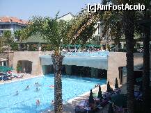 [P105] piscina de relaxare sus si piscina de jos care dupa cum spuneam era mai mare si mai animata » foto by Nico B
 - 
<span class="allrVoted glyphicon glyphicon-heart hidden" id="av235741"></span>
<a class="m-l-10 hidden" id="sv235741" onclick="voting_Foto_DelVot(,235741,9661)" role="button">șterge vot <span class="glyphicon glyphicon-remove"></span></a>
<a id="v9235741" class=" c-red"  onclick="voting_Foto_SetVot(235741)" role="button"><span class="glyphicon glyphicon-heart-empty"></span> <b>LIKE</b> = Votează poza</a> <img class="hidden"  id="f235741W9" src="/imagini/loader.gif" border="0" /><span class="AjErrMes hidden" id="e235741ErM"></span>