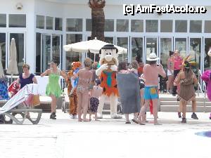 [P13] Sol Antillas Barbados - animație la piscină » foto by nicole33
 - 
<span class="allrVoted glyphicon glyphicon-heart hidden" id="av462896"></span>
<a class="m-l-10 hidden" id="sv462896" onclick="voting_Foto_DelVot(,462896,9665)" role="button">șterge vot <span class="glyphicon glyphicon-remove"></span></a>
<a id="v9462896" class=" c-red"  onclick="voting_Foto_SetVot(462896)" role="button"><span class="glyphicon glyphicon-heart-empty"></span> <b>LIKE</b> = Votează poza</a> <img class="hidden"  id="f462896W9" src="/imagini/loader.gif" border="0" /><span class="AjErrMes hidden" id="e462896ErM"></span>