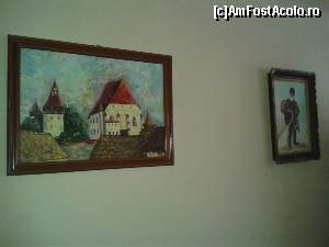 [P15] Tablouri în Casa Bunicii » foto by ariciu*
 - 
<span class="allrVoted glyphicon glyphicon-heart hidden" id="av506058"></span>
<a class="m-l-10 hidden" id="sv506058" onclick="voting_Foto_DelVot(,506058,9704)" role="button">șterge vot <span class="glyphicon glyphicon-remove"></span></a>
<a id="v9506058" class=" c-red"  onclick="voting_Foto_SetVot(506058)" role="button"><span class="glyphicon glyphicon-heart-empty"></span> <b>LIKE</b> = Votează poza</a> <img class="hidden"  id="f506058W9" src="/imagini/loader.gif" border="0" /><span class="AjErrMes hidden" id="e506058ErM"></span>
