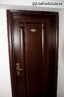 [P07] SMART HOUSE USA CAMREA 207 » foto by sorrynellul
 - 
<span class="allrVoted glyphicon glyphicon-heart hidden" id="av239412"></span>
<a class="m-l-10 hidden" id="sv239412" onclick="voting_Foto_DelVot(,239412,9753)" role="button">șterge vot <span class="glyphicon glyphicon-remove"></span></a>
<a id="v9239412" class=" c-red"  onclick="voting_Foto_SetVot(239412)" role="button"><span class="glyphicon glyphicon-heart-empty"></span> <b>LIKE</b> = Votează poza</a> <img class="hidden"  id="f239412W9" src="/imagini/loader.gif" border="0" /><span class="AjErrMes hidden" id="e239412ErM"></span>