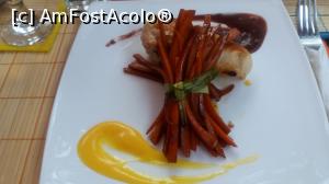 [P09] Cina la Bakabi (piept pui cu sote de morcovi)  » foto by noi doi
 - 
<span class="allrVoted glyphicon glyphicon-heart hidden" id="av773989"></span>
<a class="m-l-10 hidden" id="sv773989" onclick="voting_Foto_DelVot(,773989,9760)" role="button">șterge vot <span class="glyphicon glyphicon-remove"></span></a>
<a id="v9773989" class=" c-red"  onclick="voting_Foto_SetVot(773989)" role="button"><span class="glyphicon glyphicon-heart-empty"></span> <b>LIKE</b> = Votează poza</a> <img class="hidden"  id="f773989W9" src="/imagini/loader.gif" border="0" /><span class="AjErrMes hidden" id="e773989ErM"></span>