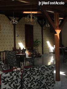[P22] Usa de legatura dintre restaurant si hotel » foto by dananecula*
 - 
<span class="allrVoted glyphicon glyphicon-heart hidden" id="av255359"></span>
<a class="m-l-10 hidden" id="sv255359" onclick="voting_Foto_DelVot(,255359,9854)" role="button">șterge vot <span class="glyphicon glyphicon-remove"></span></a>
<a id="v9255359" class=" c-red"  onclick="voting_Foto_SetVot(255359)" role="button"><span class="glyphicon glyphicon-heart-empty"></span> <b>LIKE</b> = Votează poza</a> <img class="hidden"  id="f255359W9" src="/imagini/loader.gif" border="0" /><span class="AjErrMes hidden" id="e255359ErM"></span>