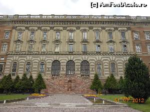 [P30] Stockholm - Palatul Regal.  » foto by iulianic
 - 
<span class="allrVoted glyphicon glyphicon-heart hidden" id="av603696"></span>
<a class="m-l-10 hidden" id="sv603696" onclick="voting_Foto_DelVot(,603696,9962)" role="button">șterge vot <span class="glyphicon glyphicon-remove"></span></a>
<a id="v9603696" class=" c-red"  onclick="voting_Foto_SetVot(603696)" role="button"><span class="glyphicon glyphicon-heart-empty"></span> <b>LIKE</b> = Votează poza</a> <img class="hidden"  id="f603696W9" src="/imagini/loader.gif" border="0" /><span class="AjErrMes hidden" id="e603696ErM"></span>