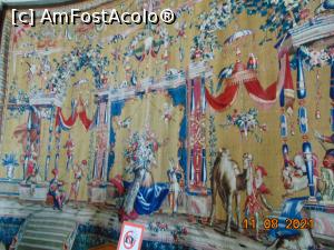[P11] pictura din sala aurie » foto by Yolanda
 - 
<span class="allrVoted glyphicon glyphicon-heart hidden" id="av1262769"></span>
<a class="m-l-10 hidden" id="sv1262769" onclick="voting_Foto_DelVot(,1262769,9962)" role="button">șterge vot <span class="glyphicon glyphicon-remove"></span></a>
<a id="v91262769" class=" c-red"  onclick="voting_Foto_SetVot(1262769)" role="button"><span class="glyphicon glyphicon-heart-empty"></span> <b>LIKE</b> = Votează poza</a> <img class="hidden"  id="f1262769W9" src="/imagini/loader.gif" border="0" /><span class="AjErrMes hidden" id="e1262769ErM"></span>