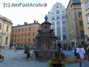 [P32] Gamla Stan » foto by Yolanda
 - 
<span class="allrVoted glyphicon glyphicon-heart hidden" id="av1262799"></span>
<a class="m-l-10 hidden" id="sv1262799" onclick="voting_Foto_DelVot(,1262799,9962)" role="button">șterge vot <span class="glyphicon glyphicon-remove"></span></a>
<a id="v91262799" class=" c-red"  onclick="voting_Foto_SetVot(1262799)" role="button"><span class="glyphicon glyphicon-heart-empty"></span> <b>LIKE</b> = Votează poza</a> <img class="hidden"  id="f1262799W9" src="/imagini/loader.gif" border="0" /><span class="AjErrMes hidden" id="e1262799ErM"></span>