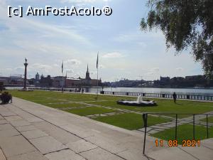 [P04] mini parc in fata primariei » foto by Yolanda
 - 
<span class="allrVoted glyphicon glyphicon-heart hidden" id="av1262762"></span>
<a class="m-l-10 hidden" id="sv1262762" onclick="voting_Foto_DelVot(,1262762,9962)" role="button">șterge vot <span class="glyphicon glyphicon-remove"></span></a>
<a id="v91262762" class=" c-red"  onclick="voting_Foto_SetVot(1262762)" role="button"><span class="glyphicon glyphicon-heart-empty"></span> <b>LIKE</b> = Votează poza</a> <img class="hidden"  id="f1262762W9" src="/imagini/loader.gif" border="0" /><span class="AjErrMes hidden" id="e1262762ErM"></span>