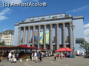 [P34] Sala de Concerte unde se decernează premiile Nobel. În această piață, undeva la subsol, am mâncat ciorba de pește la care ne-a dus ghidul din Stockholm. Extraordinară! » foto by Aurici
 - 
<span class="allrVoted glyphicon glyphicon-heart hidden" id="av799896"></span>
<a class="m-l-10 hidden" id="sv799896" onclick="voting_Foto_DelVot(,799896,9962)" role="button">șterge vot <span class="glyphicon glyphicon-remove"></span></a>
<a id="v9799896" class=" c-red"  onclick="voting_Foto_SetVot(799896)" role="button"><span class="glyphicon glyphicon-heart-empty"></span> <b>LIKE</b> = Votează poza</a> <img class="hidden"  id="f799896W9" src="/imagini/loader.gif" border="0" /><span class="AjErrMes hidden" id="e799896ErM"></span>