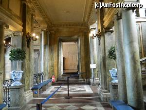 [P06] Culoarele din Palatul Regal, Stockholm » foto by ileanaxperta*
 - 
<span class="allrVoted glyphicon glyphicon-heart hidden" id="av580210"></span>
<a class="m-l-10 hidden" id="sv580210" onclick="voting_Foto_DelVot(,580210,9962)" role="button">șterge vot <span class="glyphicon glyphicon-remove"></span></a>
<a id="v9580210" class=" c-red"  onclick="voting_Foto_SetVot(580210)" role="button"><span class="glyphicon glyphicon-heart-empty"></span> <b>LIKE</b> = Votează poza</a> <img class="hidden"  id="f580210W9" src="/imagini/loader.gif" border="0" /><span class="AjErrMes hidden" id="e580210ErM"></span>