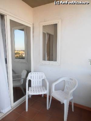 [P08] Hotel Pineta Palace - parte a balconului » foto by sunflower
 - 
<span class="allrVoted glyphicon glyphicon-heart hidden" id="av524436"></span>
<a class="m-l-10 hidden" id="sv524436" onclick="voting_Foto_DelVot(,524436,9979)" role="button">șterge vot <span class="glyphicon glyphicon-remove"></span></a>
<a id="v9524436" class=" c-red"  onclick="voting_Foto_SetVot(524436)" role="button"><span class="glyphicon glyphicon-heart-empty"></span> <b>LIKE</b> = Votează poza</a> <img class="hidden"  id="f524436W9" src="/imagini/loader.gif" border="0" /><span class="AjErrMes hidden" id="e524436ErM"></span>
