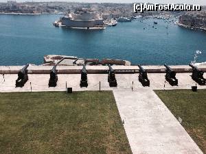 [P01] Salutting battery valleta » foto by ray
 - 
<span class="allrVoted glyphicon glyphicon-heart hidden" id="av655049"></span>
<a class="m-l-10 hidden" id="sv655049" onclick="voting_Foto_DelVot(,655049,10029)" role="button">șterge vot <span class="glyphicon glyphicon-remove"></span></a>
<a id="v9655049" class=" c-red"  onclick="voting_Foto_SetVot(655049)" role="button"><span class="glyphicon glyphicon-heart-empty"></span> <b>LIKE</b> = Votează poza</a> <img class="hidden"  id="f655049W9" src="/imagini/loader.gif" border="0" /><span class="AjErrMes hidden" id="e655049ErM"></span>