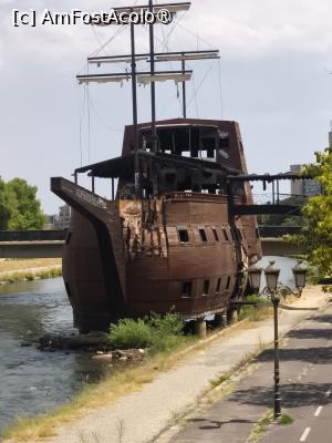 [P40] Vaporul ars » foto by fredutza
 - 
<span class="allrVoted glyphicon glyphicon-heart hidden" id="av1500304"></span>
<a class="m-l-10 hidden" id="sv1500304" onclick="voting_Foto_DelVot(,1500304,10053)" role="button">șterge vot <span class="glyphicon glyphicon-remove"></span></a>
<a id="v91500304" class=" c-red"  onclick="voting_Foto_SetVot(1500304)" role="button"><span class="glyphicon glyphicon-heart-empty"></span> <b>LIKE</b> = Votează poza</a> <img class="hidden"  id="f1500304W9" src="/imagini/loader.gif" border="0" /><span class="AjErrMes hidden" id="e1500304ErM"></span>