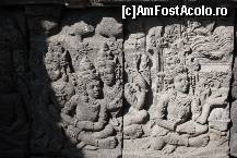 [P06] peretii din exterior sunt acoperiti aproape in totalitate cu basoreliefuri - aici cateva din cele 1000 de sculpturi... » foto by Pami*
 - 
<span class="allrVoted glyphicon glyphicon-heart hidden" id="av250575"></span>
<a class="m-l-10 hidden" id="sv250575" onclick="voting_Foto_DelVot(,250575,10069)" role="button">șterge vot <span class="glyphicon glyphicon-remove"></span></a>
<a id="v9250575" class=" c-red"  onclick="voting_Foto_SetVot(250575)" role="button"><span class="glyphicon glyphicon-heart-empty"></span> <b>LIKE</b> = Votează poza</a> <img class="hidden"  id="f250575W9" src="/imagini/loader.gif" border="0" /><span class="AjErrMes hidden" id="e250575ErM"></span>