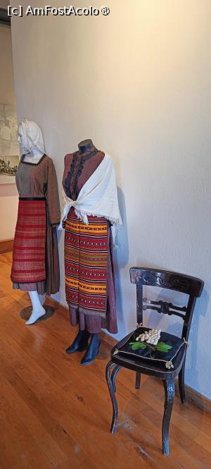 [P16] Costume populare. » foto by tata123 🔱
 - 
<span class="allrVoted glyphicon glyphicon-heart hidden" id="av1501945"></span>
<a class="m-l-10 hidden" id="sv1501945" onclick="voting_Foto_DelVot(,1501945,10079)" role="button">șterge vot <span class="glyphicon glyphicon-remove"></span></a>
<a id="v91501945" class=" c-red"  onclick="voting_Foto_SetVot(1501945)" role="button"><span class="glyphicon glyphicon-heart-empty"></span> <b>LIKE</b> = Votează poza</a> <img class="hidden"  id="f1501945W9" src="/imagini/loader.gif" border="0" /><span class="AjErrMes hidden" id="e1501945ErM"></span>