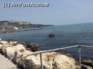 [P05] vedere catre mare de pe terasa restaurantului » foto by Dan&Ema
 - 
<span class="allrVoted glyphicon glyphicon-heart hidden" id="av856606"></span>
<a class="m-l-10 hidden" id="sv856606" onclick="voting_Foto_DelVot(,856606,10168)" role="button">șterge vot <span class="glyphicon glyphicon-remove"></span></a>
<a id="v9856606" class=" c-red"  onclick="voting_Foto_SetVot(856606)" role="button"><span class="glyphicon glyphicon-heart-empty"></span> <b>LIKE</b> = Votează poza</a> <img class="hidden"  id="f856606W9" src="/imagini/loader.gif" border="0" /><span class="AjErrMes hidden" id="e856606ErM"></span>
