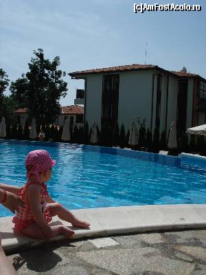 [P05] piscina » foto by NED81
 - 
<span class="allrVoted glyphicon glyphicon-heart hidden" id="av640938"></span>
<a class="m-l-10 hidden" id="sv640938" onclick="voting_Foto_DelVot(,640938,10181)" role="button">șterge vot <span class="glyphicon glyphicon-remove"></span></a>
<a id="v9640938" class=" c-red"  onclick="voting_Foto_SetVot(640938)" role="button"><span class="glyphicon glyphicon-heart-empty"></span> <b>LIKE</b> = Votează poza</a> <img class="hidden"  id="f640938W9" src="/imagini/loader.gif" border="0" /><span class="AjErrMes hidden" id="e640938ErM"></span>