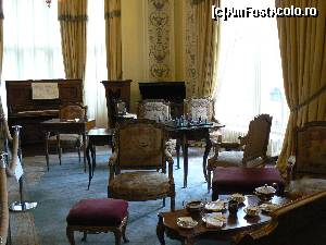 [P11] Interiorul castelului Kylemore » foto by DOINITA
 - 
<span class="allrVoted glyphicon glyphicon-heart hidden" id="av659184"></span>
<a class="m-l-10 hidden" id="sv659184" onclick="voting_Foto_DelVot(,659184,10242)" role="button">șterge vot <span class="glyphicon glyphicon-remove"></span></a>
<a id="v9659184" class=" c-red"  onclick="voting_Foto_SetVot(659184)" role="button"><span class="glyphicon glyphicon-heart-empty"></span> <b>LIKE</b> = Votează poza</a> <img class="hidden"  id="f659184W9" src="/imagini/loader.gif" border="0" /><span class="AjErrMes hidden" id="e659184ErM"></span>