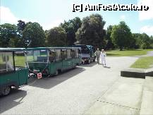 [P29] Trenuletul Kew Explorer. Soferul vorbeste la microfon si este un speaker in fiecare vagon. » foto by TraianS
 - 
<span class="allrVoted glyphicon glyphicon-heart hidden" id="av222875"></span>
<a class="m-l-10 hidden" id="sv222875" onclick="voting_Foto_DelVot(,222875,10282)" role="button">șterge vot <span class="glyphicon glyphicon-remove"></span></a>
<a id="v9222875" class=" c-red"  onclick="voting_Foto_SetVot(222875)" role="button"><span class="glyphicon glyphicon-heart-empty"></span> <b>LIKE</b> = Votează poza</a> <img class="hidden"  id="f222875W9" src="/imagini/loader.gif" border="0" /><span class="AjErrMes hidden" id="e222875ErM"></span>