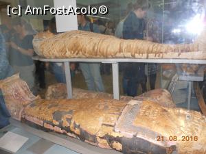 [P17] British Museum - Mumii așezate orizontal.  » foto by iulianic
 - 
<span class="allrVoted glyphicon glyphicon-heart hidden" id="av810947"></span>
<a class="m-l-10 hidden" id="sv810947" onclick="voting_Foto_DelVot(,810947,10282)" role="button">șterge vot <span class="glyphicon glyphicon-remove"></span></a>
<a id="v9810947" class=" c-red"  onclick="voting_Foto_SetVot(810947)" role="button"><span class="glyphicon glyphicon-heart-empty"></span> <b>LIKE</b> = Votează poza</a> <img class="hidden"  id="f810947W9" src="/imagini/loader.gif" border="0" /><span class="AjErrMes hidden" id="e810947ErM"></span>