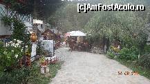 [P04] superba curte cu foarte multe foisoare » foto by vio_andu_gaby
 - 
<span class="allrVoted glyphicon glyphicon-heart hidden" id="av261282"></span>
<a class="m-l-10 hidden" id="sv261282" onclick="voting_Foto_DelVot(,261282,10311)" role="button">șterge vot <span class="glyphicon glyphicon-remove"></span></a>
<a id="v9261282" class=" c-red"  onclick="voting_Foto_SetVot(261282)" role="button"><span class="glyphicon glyphicon-heart-empty"></span> <b>LIKE</b> = Votează poza</a> <img class="hidden"  id="f261282W9" src="/imagini/loader.gif" border="0" /><span class="AjErrMes hidden" id="e261282ErM"></span>