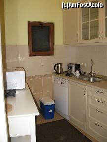 [P16] bucataria complet utilata » foto by boriss007
 - 
<span class="allrVoted glyphicon glyphicon-heart hidden" id="av263819"></span>
<a class="m-l-10 hidden" id="sv263819" onclick="voting_Foto_DelVot(,263819,10367)" role="button">șterge vot <span class="glyphicon glyphicon-remove"></span></a>
<a id="v9263819" class=" c-red"  onclick="voting_Foto_SetVot(263819)" role="button"><span class="glyphicon glyphicon-heart-empty"></span> <b>LIKE</b> = Votează poza</a> <img class="hidden"  id="f263819W9" src="/imagini/loader.gif" border="0" /><span class="AjErrMes hidden" id="e263819ErM"></span>