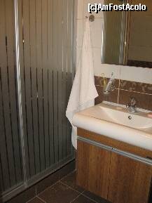 [P17] baia de la apartament » foto by boriss007
 - 
<span class="allrVoted glyphicon glyphicon-heart hidden" id="av263820"></span>
<a class="m-l-10 hidden" id="sv263820" onclick="voting_Foto_DelVot(,263820,10367)" role="button">șterge vot <span class="glyphicon glyphicon-remove"></span></a>
<a id="v9263820" class=" c-red"  onclick="voting_Foto_SetVot(263820)" role="button"><span class="glyphicon glyphicon-heart-empty"></span> <b>LIKE</b> = Votează poza</a> <img class="hidden"  id="f263820W9" src="/imagini/loader.gif" border="0" /><span class="AjErrMes hidden" id="e263820ErM"></span>